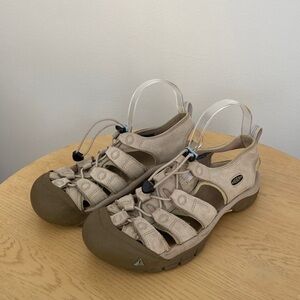 Keen Women's Size 10 Newport Brown Tan Lace Up Outdoor Hiking Sandal Support